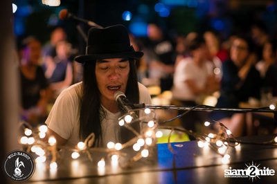 คอนเสิร์ต Greasy Cafe ที่ ไวลด์ แรบบิท, พหลโยธิน ซอย 19/1 — photo 98