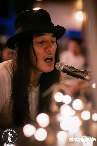 คอนเสิร์ต Greasy Cafe ที่ ไวลด์ แรบบิท, พหลโยธิน ซอย 19/1 — photo 104