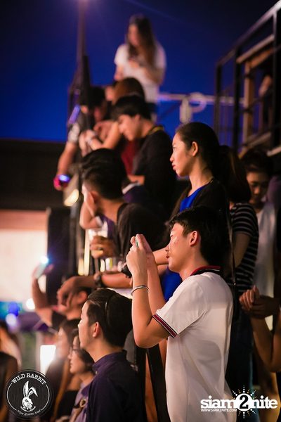 คอนเสิร์ต Greasy Cafe ที่ ไวลด์ แรบบิท, พหลโยธิน ซอย 19/1 — photo 125