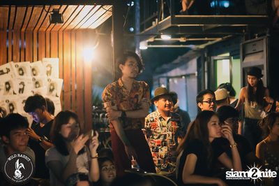 คอนเสิร์ต Greasy Cafe ที่ ไวลด์ แรบบิท, พหลโยธิน ซอย 19/1 — photo 142