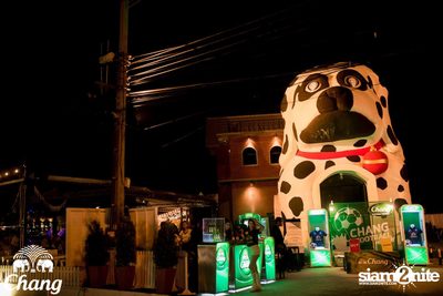 Saturday Night at Roadsidedog, Ekamai-Raminthra — photo 5