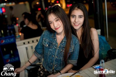 Saturday Night at Roadsidedog, Ekamai-Raminthra — photo 25