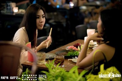 Seenspace Invasion ที่ร้าน Clouds, Fat'R Gut'z และ BREW Beers & Ciders — photo 19