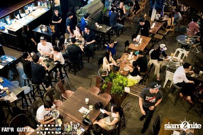 Seenspace Invasion ที่ร้าน Clouds, Fat'R Gut'z และ BREW Beers & Ciders — photo 38