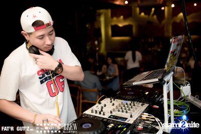 Seenspace Invasion ที่ร้าน Clouds, Fat'R Gut'z และ BREW Beers & Ciders — photo 61