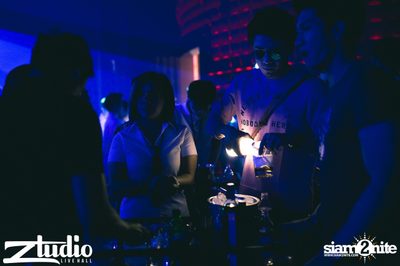 Grey Goose นำเสนอ TGIF : Infected Mushroom ที่ สตูดิโอ — photo 4