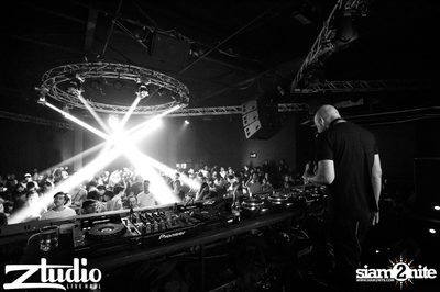 Grey Goose นำเสนอ TGIF : Infected Mushroom ที่ สตูดิโอ — photo 31