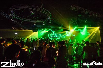 Grey Goose นำเสนอ TGIF : Infected Mushroom ที่ สตูดิโอ — photo 53