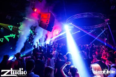 Grey Goose นำเสนอ TGIF : Infected Mushroom ที่ สตูดิโอ — photo 60
