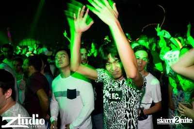Grey Goose นำเสนอ TGIF : Infected Mushroom ที่ สตูดิโอ — photo 69