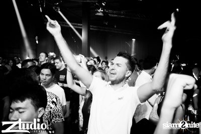 Grey Goose นำเสนอ TGIF : Infected Mushroom ที่ สตูดิโอ — photo 70