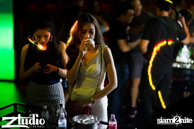 Grey Goose นำเสนอ TGIF : Infected Mushroom ที่ สตูดิโอ — photo 79