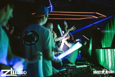 ZoukOut 2015 Pre-Party w/ Paul Van Dyk ที่ สตูดิโอ ไลฟ์ ฮอลล์ — photo 29