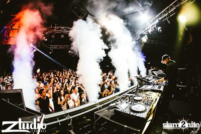 ZoukOut 2015 Pre-Party w/ Paul Van Dyk ที่ สตูดิโอ ไลฟ์ ฮอลล์ — photo 56