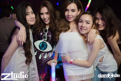 ZoukOut 2015 Pre-Party w/ Paul Van Dyk ที่ สตูดิโอ ไลฟ์ ฮอลล์ — photo 73