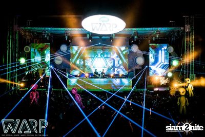 Warp Music Festival 2015 - Pattaya (Album 3 of 9) — photo 200