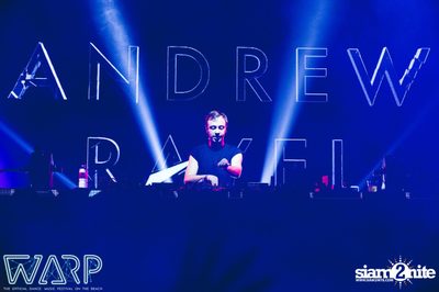Warp Music Festival 2015 - Pattaya (Album 4 of 9) — photo 285