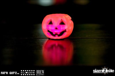 Seenspace Invasion ที่ร้าน Clouds, Fat'R Gut'z และ BREW Beers & Ciders — photo 7