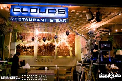 Seenspace Invasion ที่ร้าน Clouds, Fat'R Gut'z และ BREW Beers & Ciders — photo 13