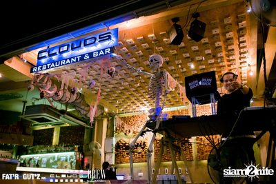 Seenspace Invasion ที่ร้าน Clouds, Fat'R Gut'z และ BREW Beers & Ciders — photo 21