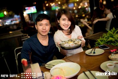 Seenspace Invasion ที่ร้าน Clouds, Fat'R Gut'z และ BREW Beers & Ciders — photo 34
