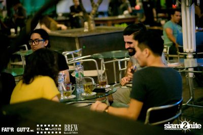 Seenspace Invasion ที่ร้าน Clouds, Fat'R Gut'z และ BREW Beers & Ciders — photo 59