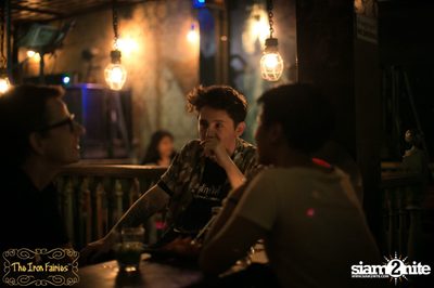 B2F - Big To The Future Swing Band ที่ ดิ ไอร่อน แฟรี่ — photo 14