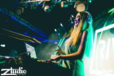Grey Goose นำเสนอ TGIF : Cosmic Gate ที่ สตูดิโอ ไลฟ์ ฮอลล์ — photo 18