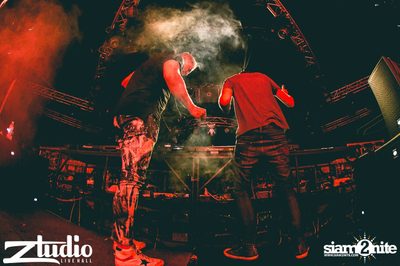 Grey Goose นำเสนอ TGIF : Cosmic Gate ที่ สตูดิโอ ไลฟ์ ฮอลล์ — photo 22