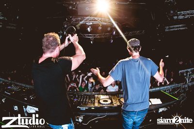 Grey Goose นำเสนอ TGIF : Cosmic Gate ที่ สตูดิโอ ไลฟ์ ฮอลล์ — photo 23