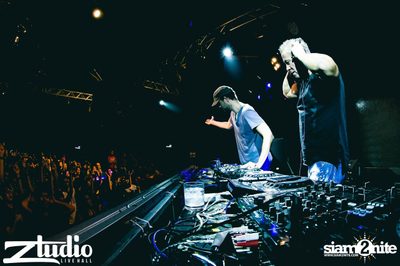 Grey Goose นำเสนอ TGIF : Cosmic Gate ที่ สตูดิโอ ไลฟ์ ฮอลล์ — photo 31
