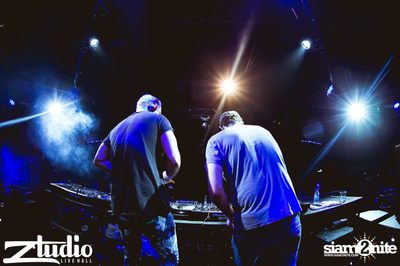 Grey Goose นำเสนอ TGIF : Cosmic Gate ที่ สตูดิโอ ไลฟ์ ฮอลล์ — photo 32