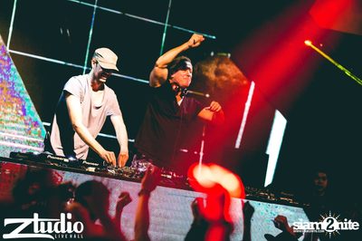 Grey Goose นำเสนอ TGIF : Cosmic Gate ที่ สตูดิโอ ไลฟ์ ฮอลล์ — photo 44