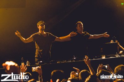 Grey Goose นำเสนอ TGIF : Cosmic Gate ที่ สตูดิโอ ไลฟ์ ฮอลล์ — photo 47