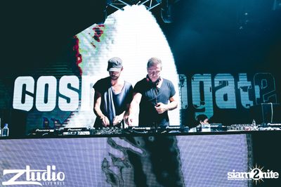 Grey Goose นำเสนอ TGIF : Cosmic Gate ที่ สตูดิโอ ไลฟ์ ฮอลล์ — photo 54