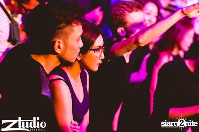 Grey Goose นำเสนอ TGIF : Cosmic Gate ที่ สตูดิโอ ไลฟ์ ฮอลล์ — photo 80