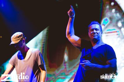 Grey Goose นำเสนอ TGIF : Cosmic Gate ที่ สตูดิโอ ไลฟ์ ฮอลล์ — photo 88