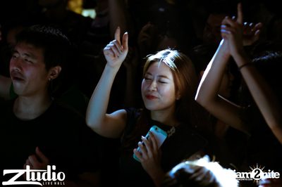 Grey Goose นำเสนอ TGIF : Cosmic Gate ที่ สตูดิโอ ไลฟ์ ฮอลล์ — photo 104