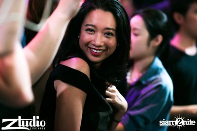 Grey Goose นำเสนอ TGIF : Cosmic Gate ที่ สตูดิโอ ไลฟ์ ฮอลล์ — photo 119