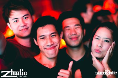 Grey Goose นำเสนอ TGIF : Cosmic Gate ที่ สตูดิโอ ไลฟ์ ฮอลล์ — photo 131