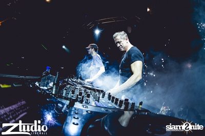 Grey Goose นำเสนอ TGIF : Cosmic Gate ที่ สตูดิโอ ไลฟ์ ฮอลล์ — photo 139