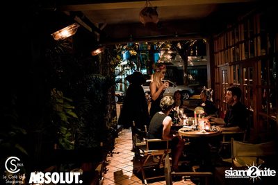 The Halloween Party at Le Café des Stagiaires - Bangkok — photo 106