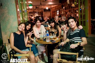 The Halloween Party at Le Café des Stagiaires - Bangkok — photo 110