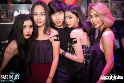 Safe House Hospital ที่ร้าน เซฟเฮ้าส์ ทองหล่อ — photo 33
