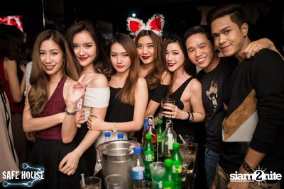 Safe House Hospital ที่ร้าน เซฟเฮ้าส์ ทองหล่อ — photo 43