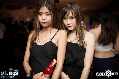 Safe House Hospital ที่ร้าน เซฟเฮ้าส์ ทองหล่อ — photo 51