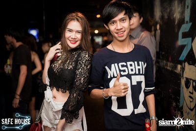 Safe House Hospital ที่ร้าน เซฟเฮ้าส์ ทองหล่อ — photo 68