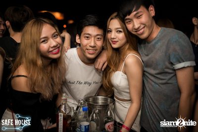 Safe House Hospital ที่ร้าน เซฟเฮ้าส์ ทองหล่อ — photo 76