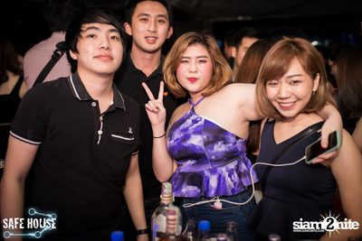 Safe House Hospital ที่ร้าน เซฟเฮ้าส์ ทองหล่อ — photo 84