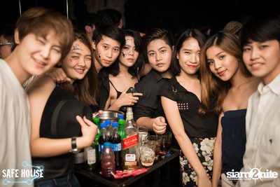 Safe House Hospital ที่ร้าน เซฟเฮ้าส์ ทองหล่อ — photo 112